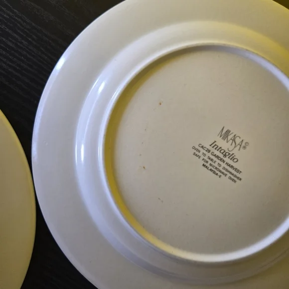 Vintage Mikasa Garden Harvest Intaglio Set of 4 Dinner Plates Sz 11" READ - Picture 11 of 14